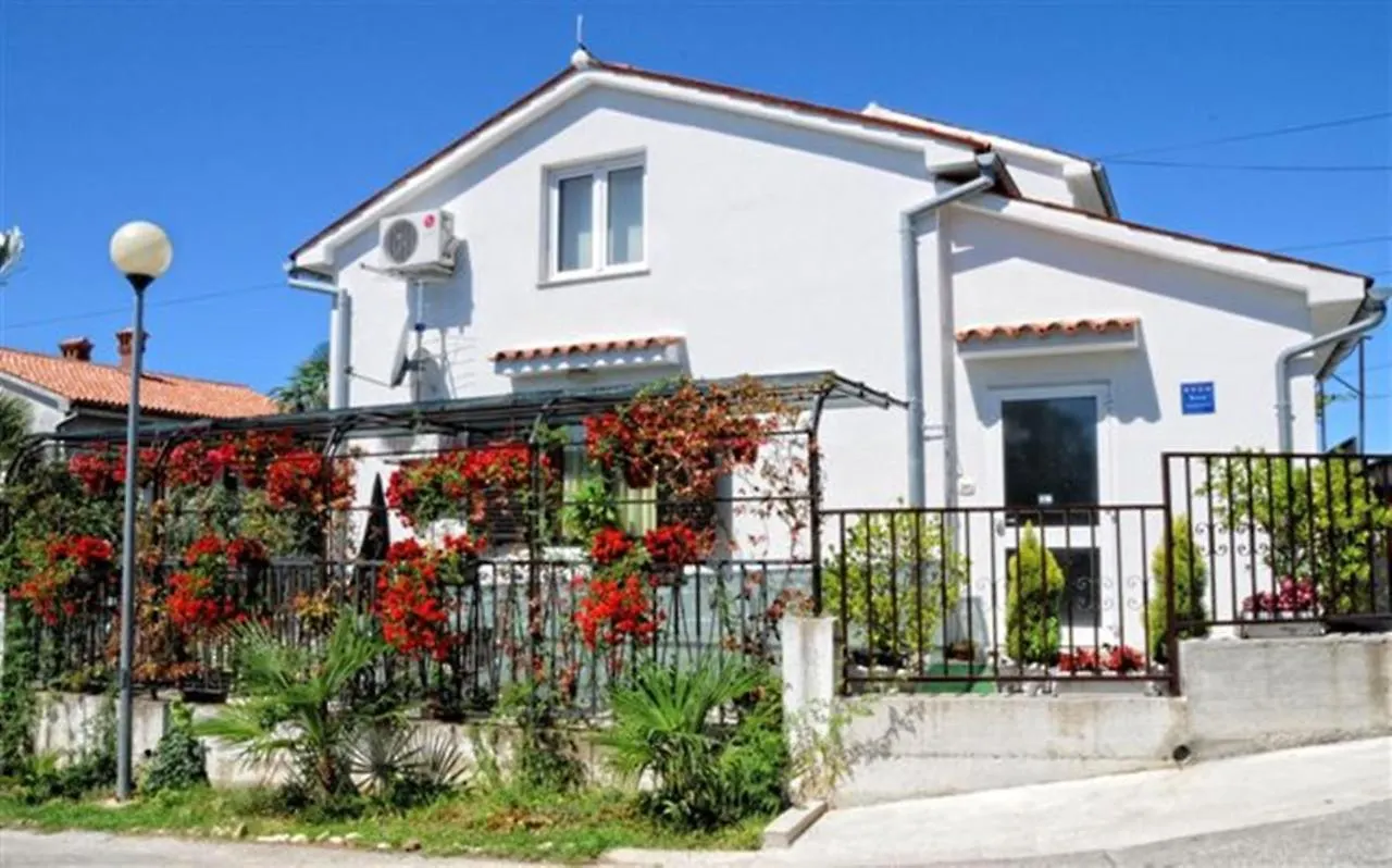 Holiday Home Nevena Buje